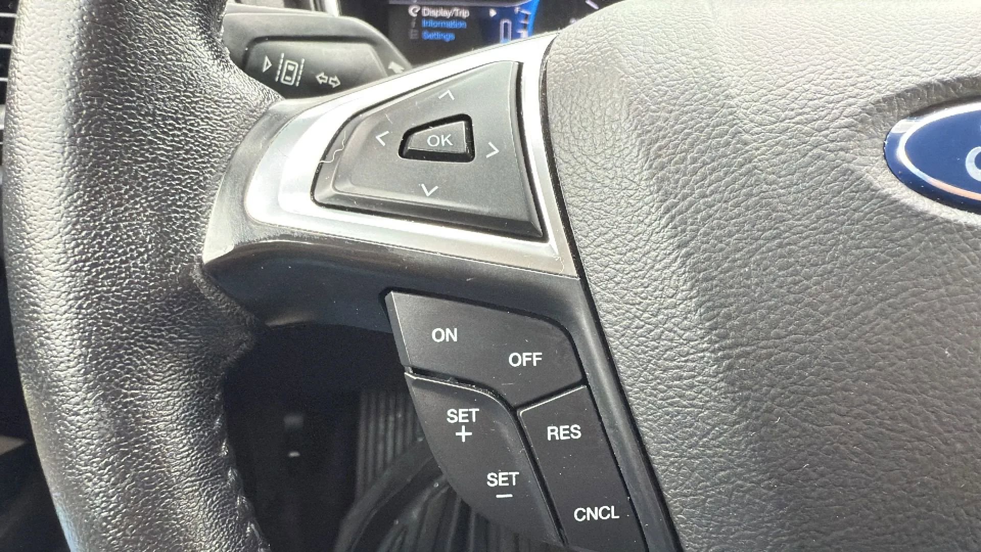 Used 2018 Ford Fusion Energi Titanium image 12