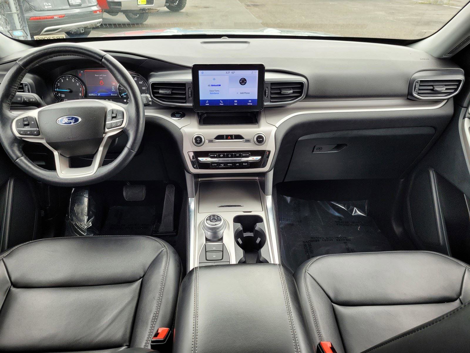 Used 2023 Ford Explorer XLT w/ Equipment Group 202A image 14