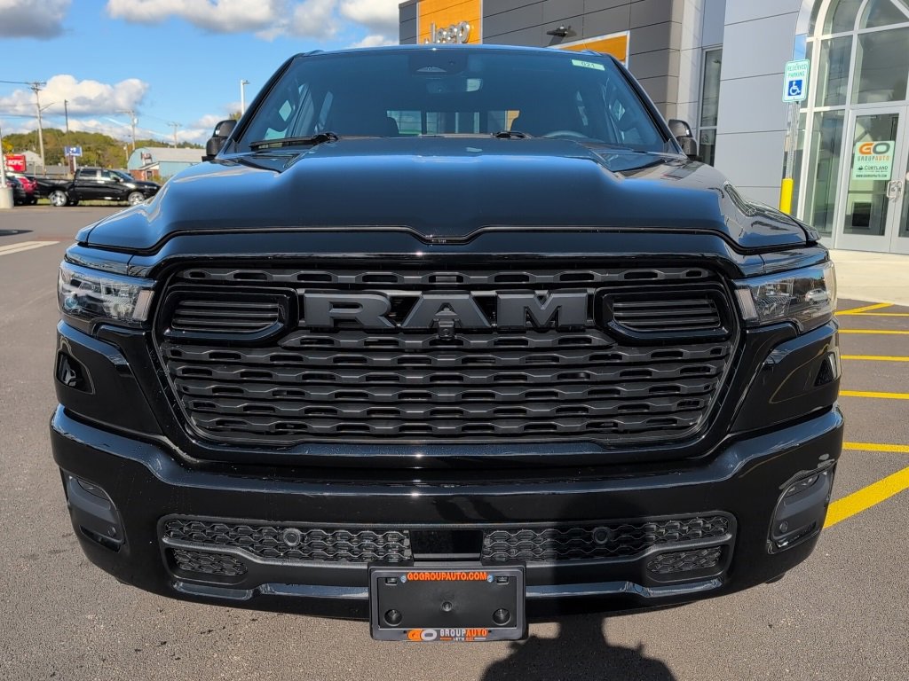 New 2026 RAM 1500 4x4 Crew Cab image 2