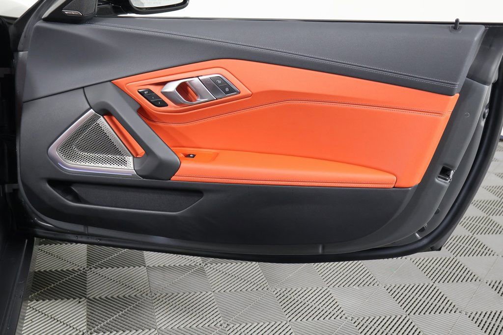 Used 2022 BMW Z4 M40i w/ Premium Package RWD image 13
