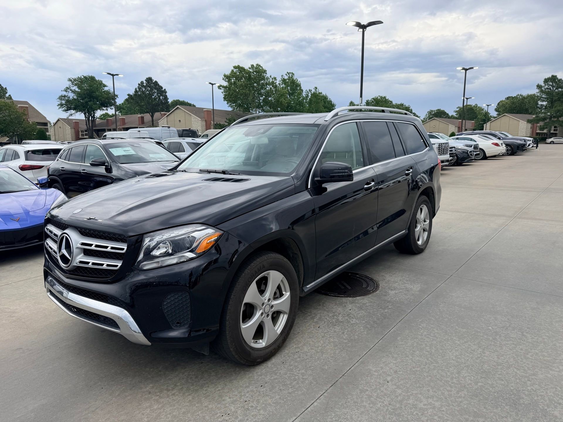 Used 2017 Mercedes-Benz GLS 450 4MATIC image 1