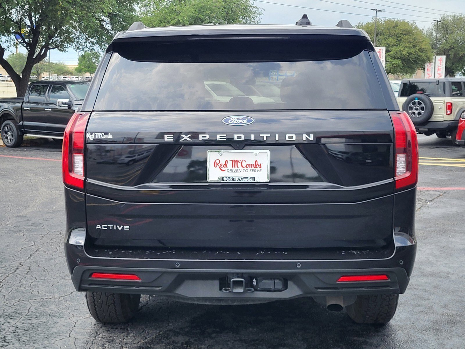 Certified 2025 Ford Expedition Active image 5