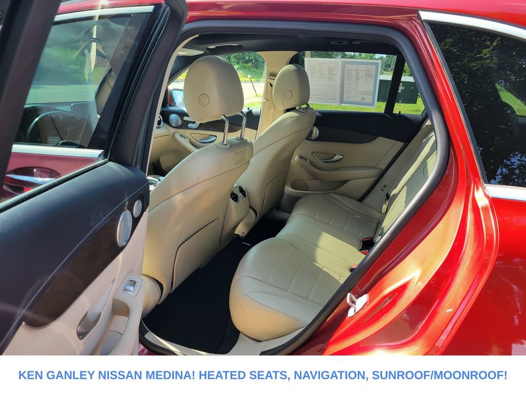 Used 2018 Mercedes-Benz GLC 300 4MATIC image 40