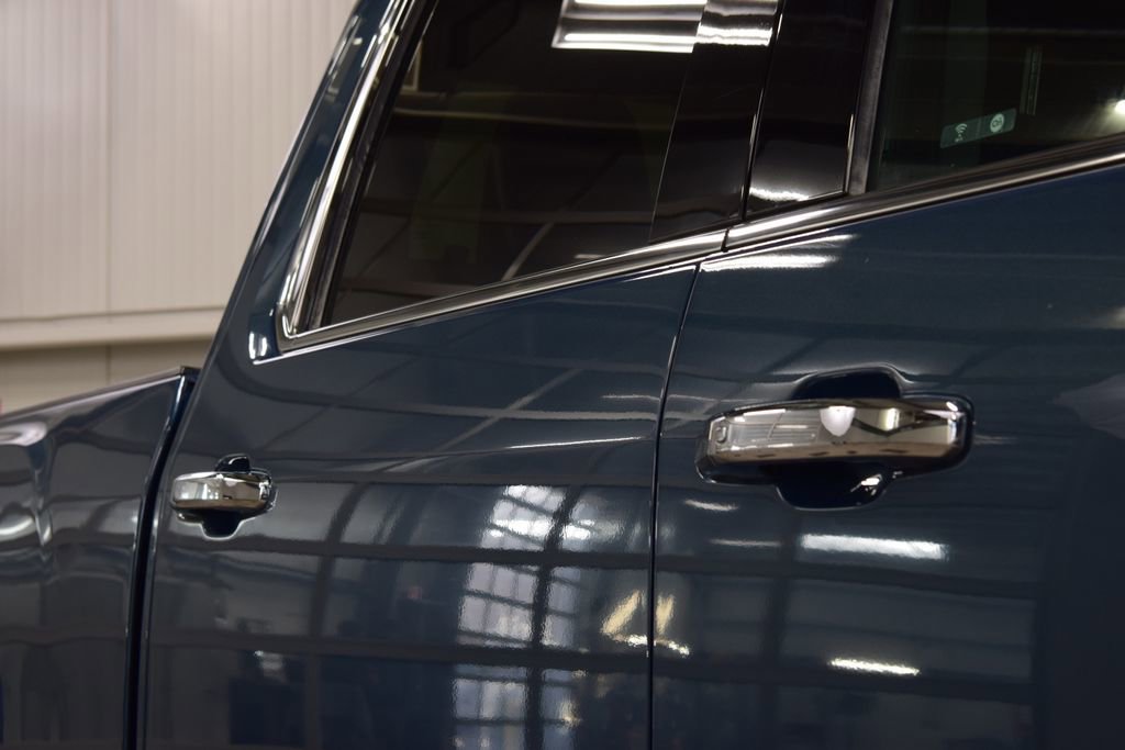 Used 2024 GMC Sierra 2500 Denali w/ Technology Package image 21