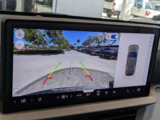 New 2026 Ford Explorer Active w/ Active Comfort Package RWD image 28