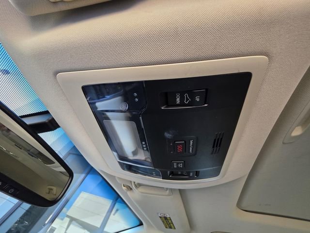Used 2015 Lexus NX 200t FWD w/ Premium Package image 28