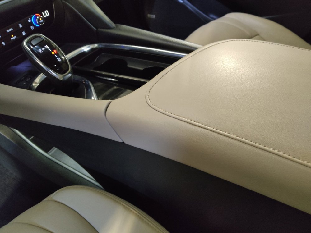 Used 2020 Buick Enclave Premium w/ Surround and Sites Package image 26