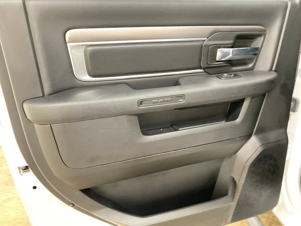 Used 2022 RAM 1500 Warlock AWD/4WD image 14