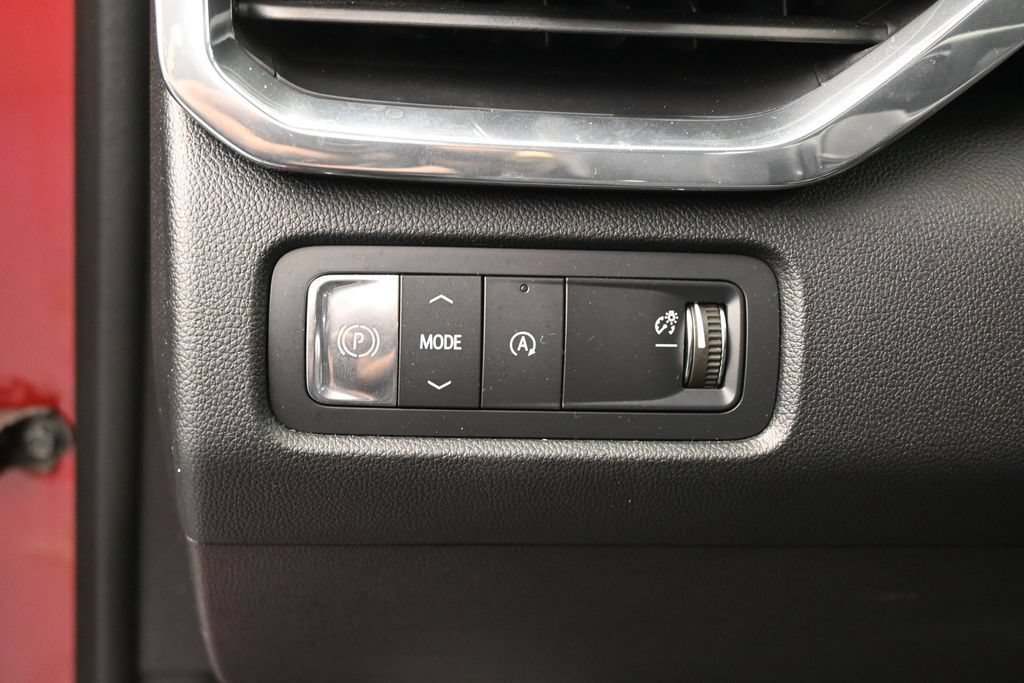 Used 2024 GMC Acadia Elevation w/ Luxury Package FWD image 16