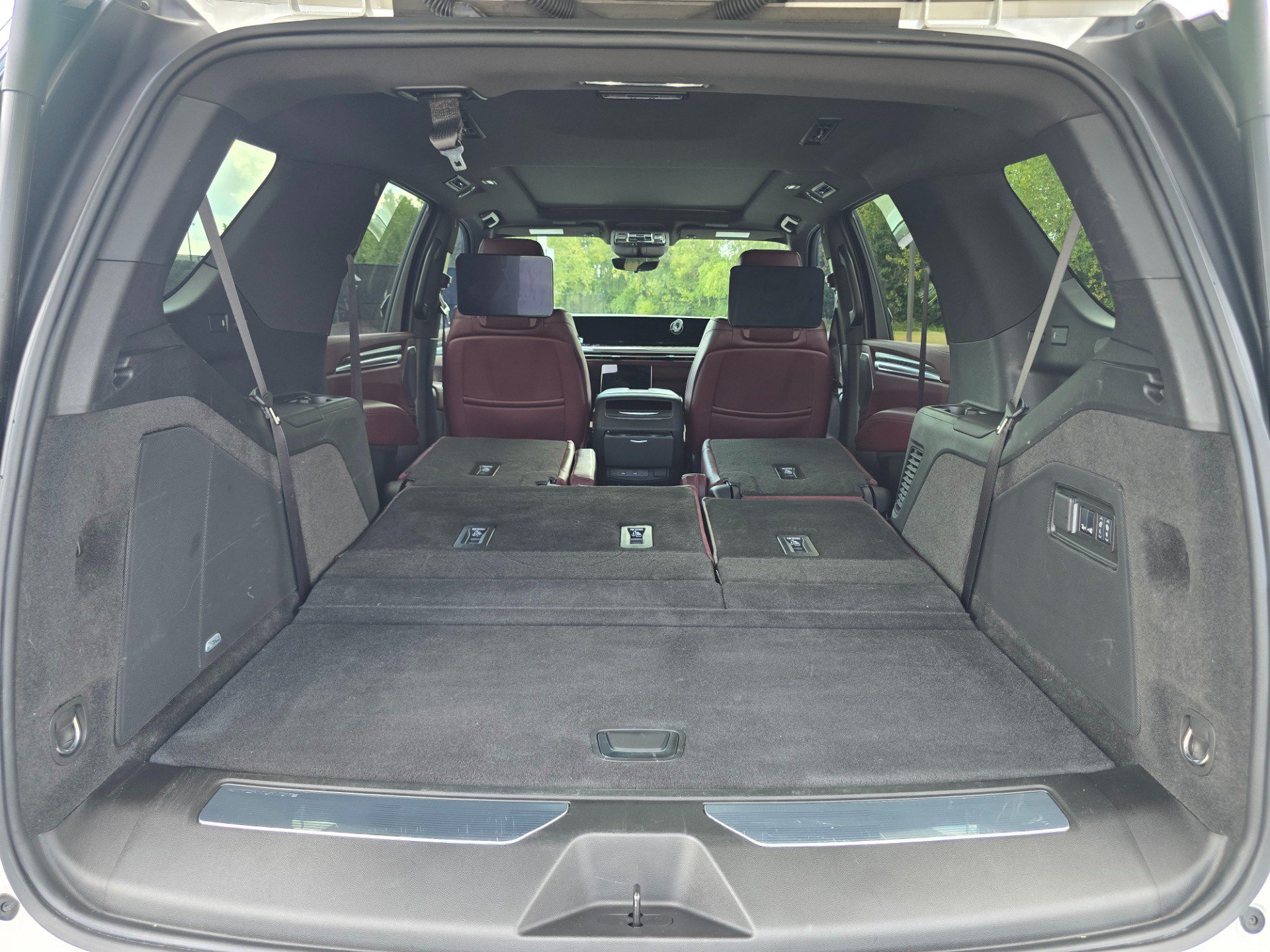 Used 2025 Cadillac Escalade Sport w/ Touring Package AWD/4WD image 63