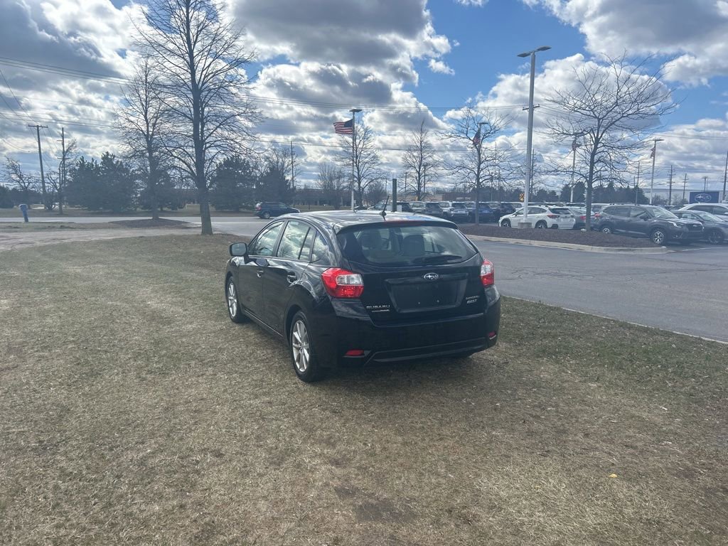Used 2014 Subaru Impreza 2.0i Premium w/ All-Weather Package w/CVT image 3