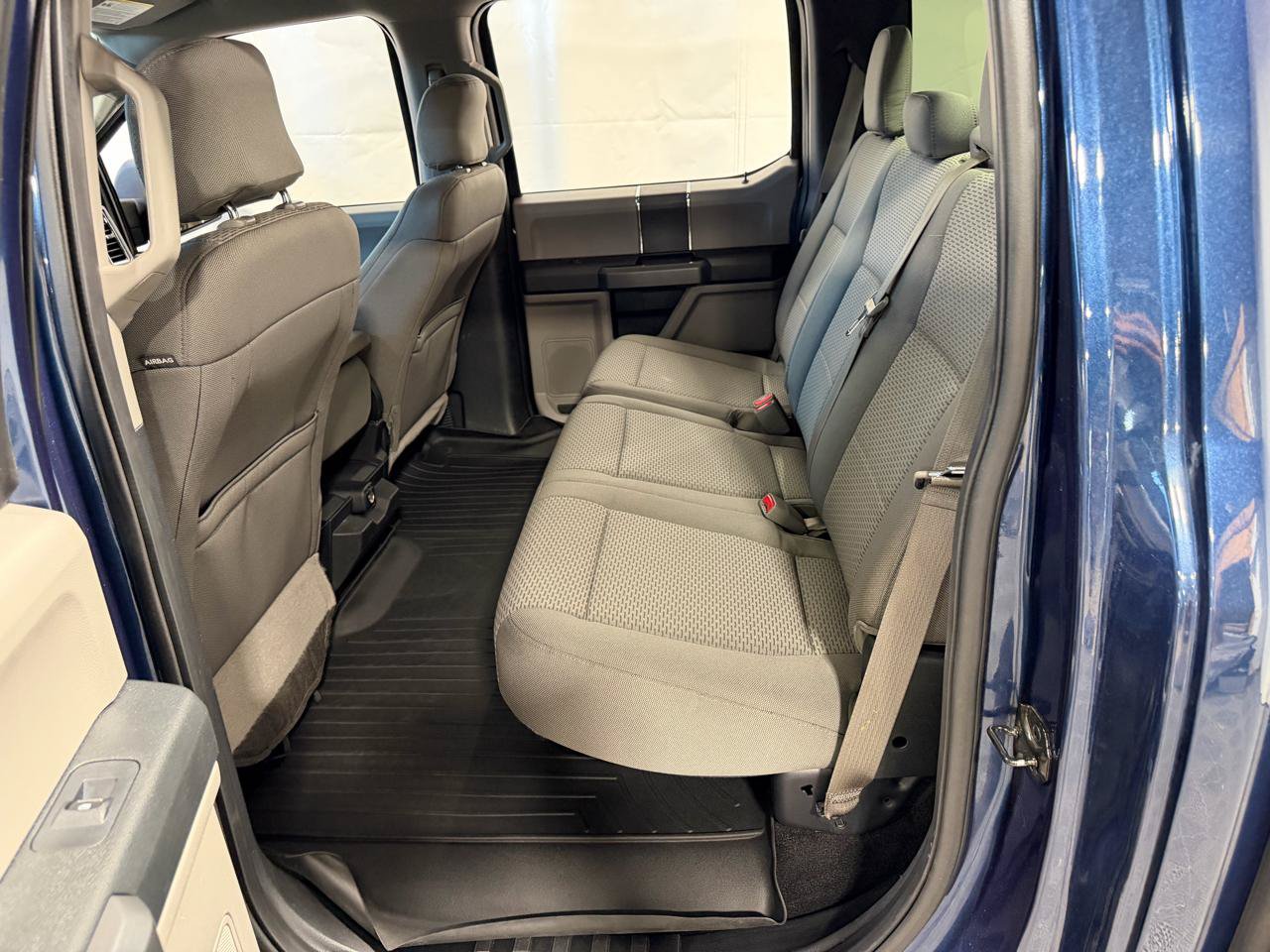 Used 2016 Ford F150 XLT AWD/4WD image 23