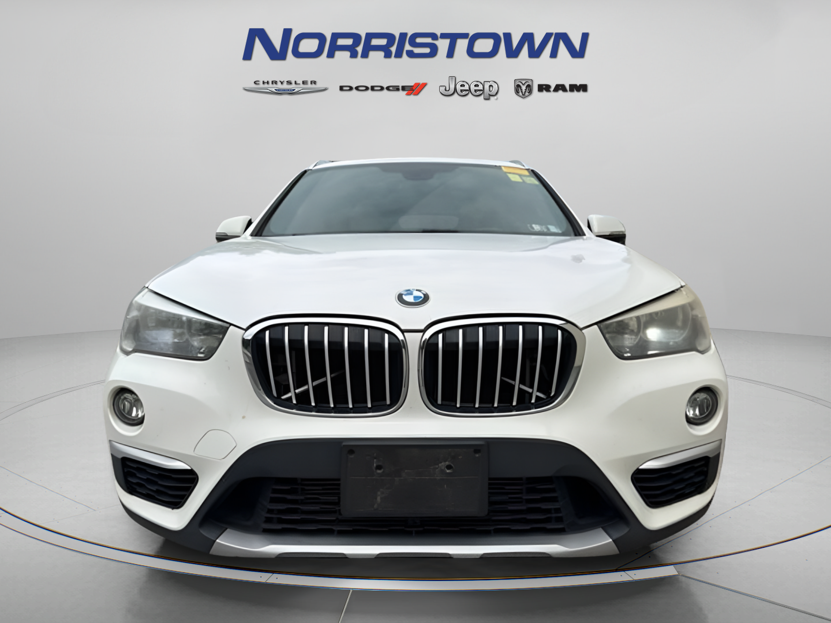 Used 2018 BMW X1 xDrive28i AWD/4WD image 2