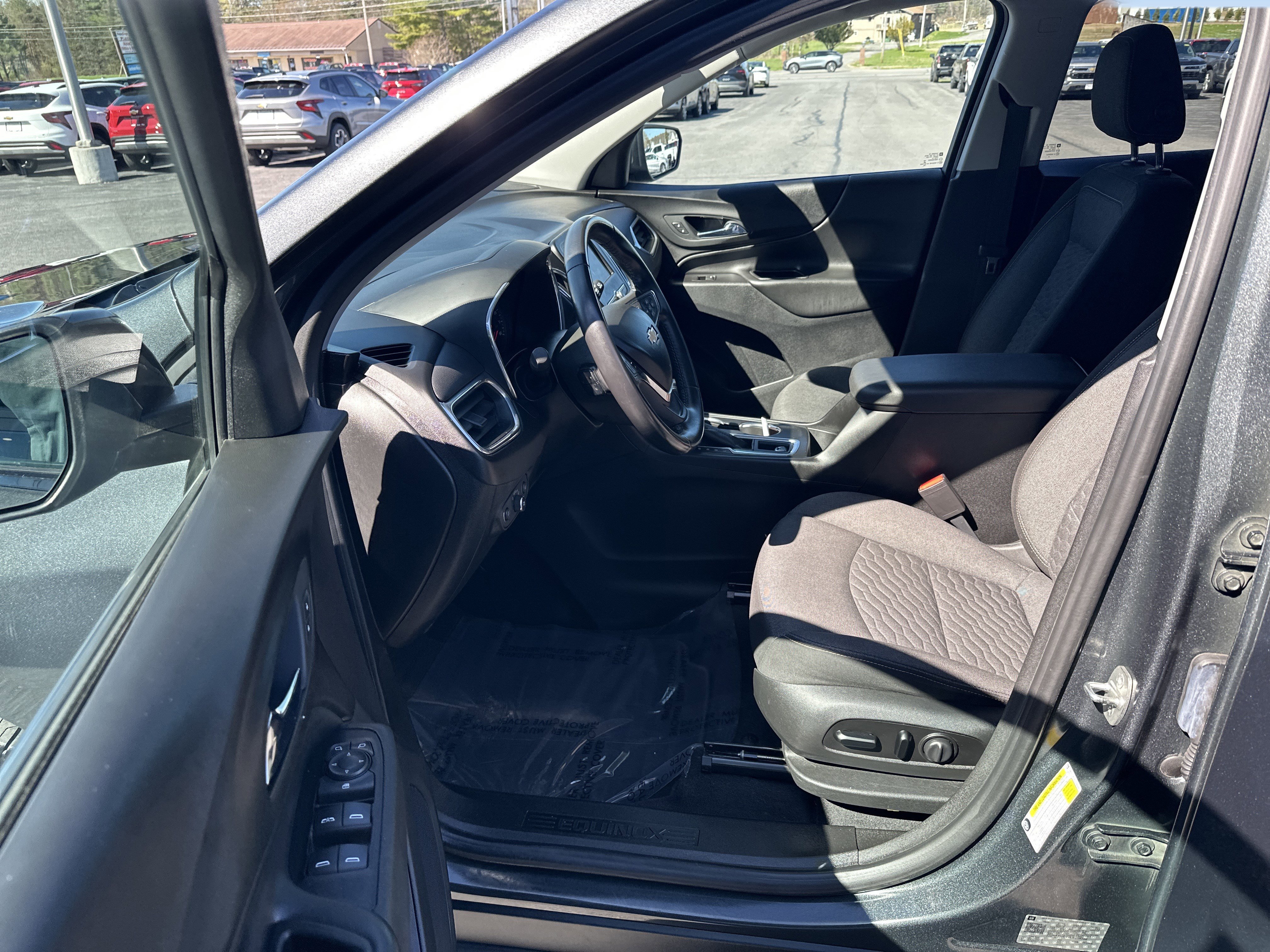 Certified 2020 Chevrolet Equinox LT AWD/4WD image 9