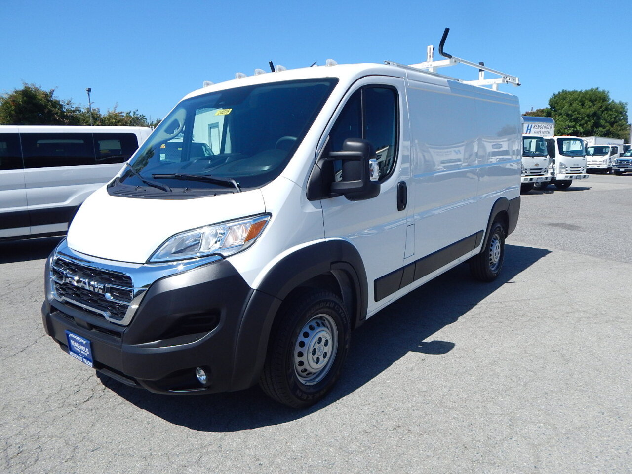 Used 2025 RAM ProMaster 2500 w/ U-Haul Equipment Group FWD image 1