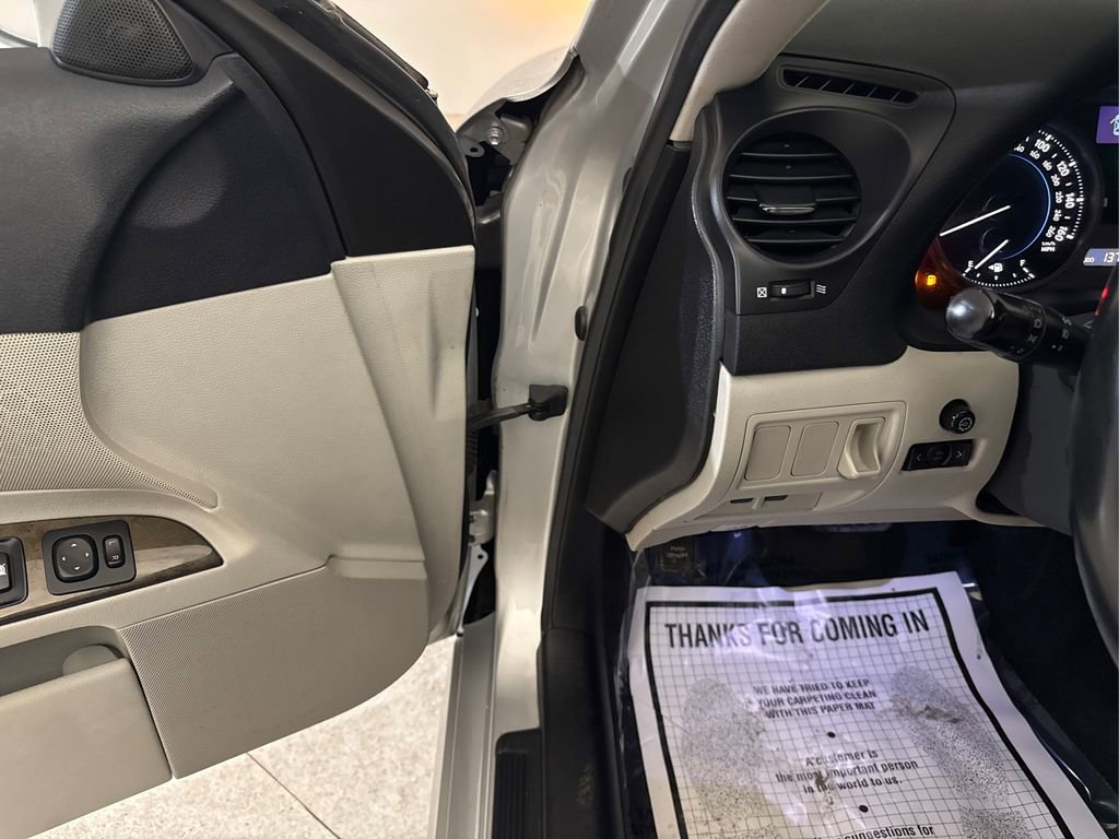 Used 2010 Lexus IS 250 image 38