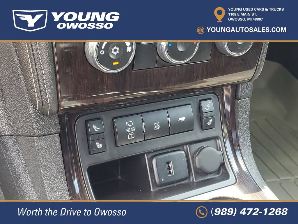 Used 2017 Chevrolet Traverse LT w/ Style and Technology Package AWD/4WD image 18