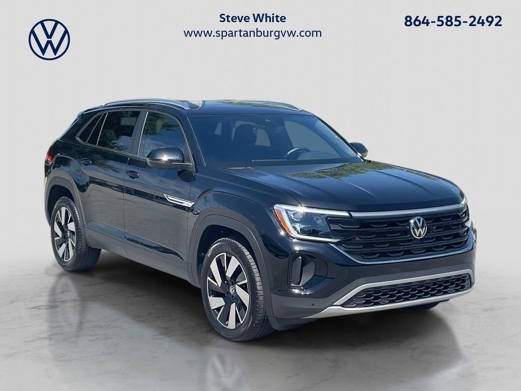 Used 2026 Volkswagen Atlas Cross Sport SE w/ Panoramic Sunroof Package FWD image 1