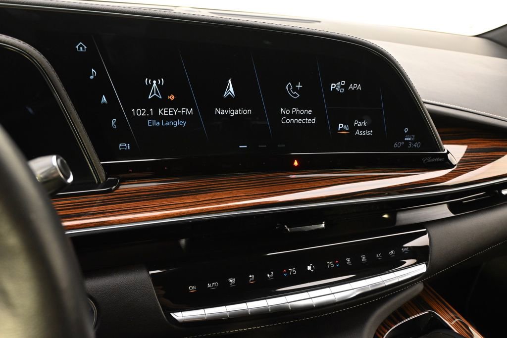 Certified 2023 Cadillac Escalade Premium Luxury AWD/4WD image 29