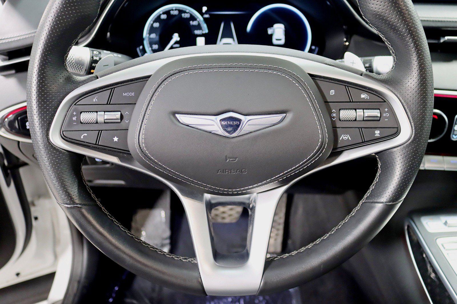 Used 2023 Genesis GV70 3.5T Sport w/ Sport Prestige Package AWD/4WD image 15