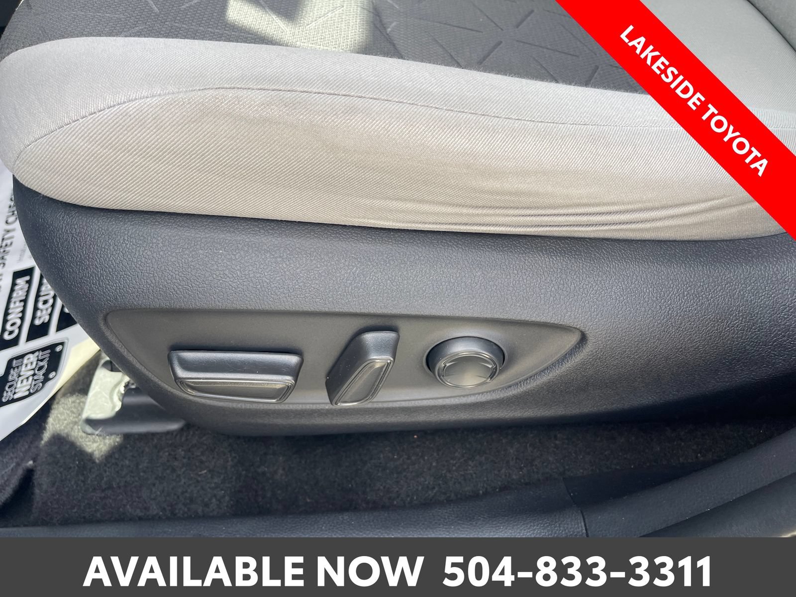Certified 2020 Toyota RAV4 XLE FWD image 28