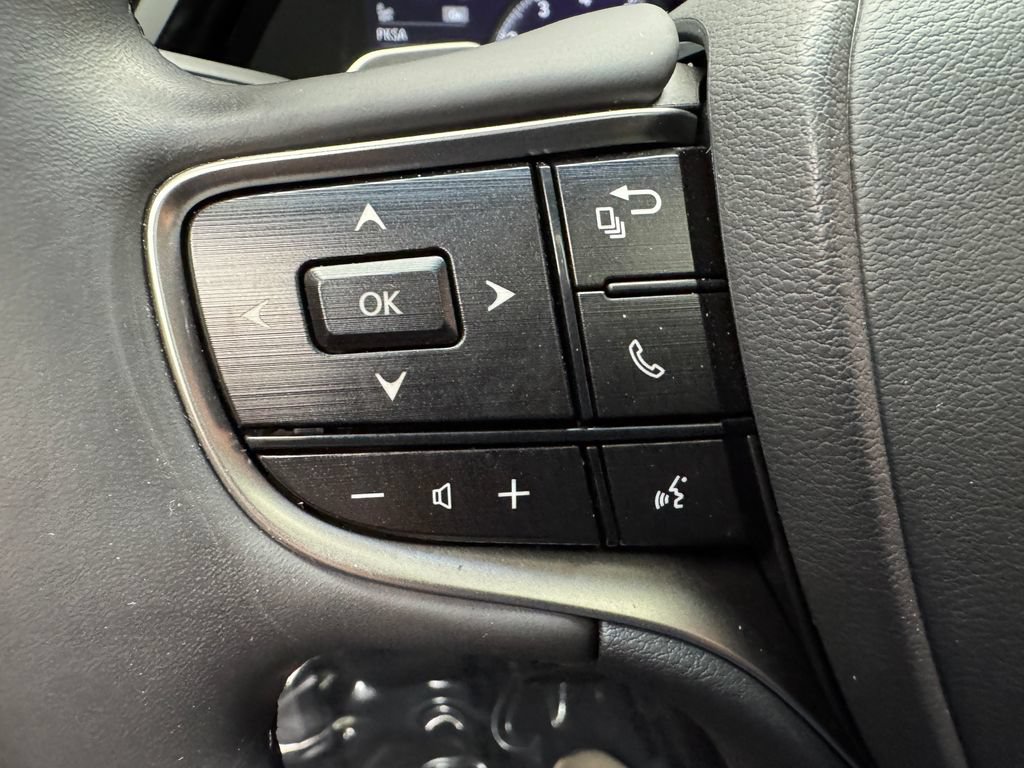 Used 2023 Lexus ES 350 w/ Premium Package FWD image 15