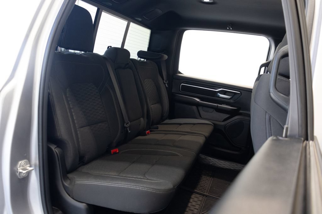 Used 2025 RAM 1500 Big Horn AWD/4WD image 24