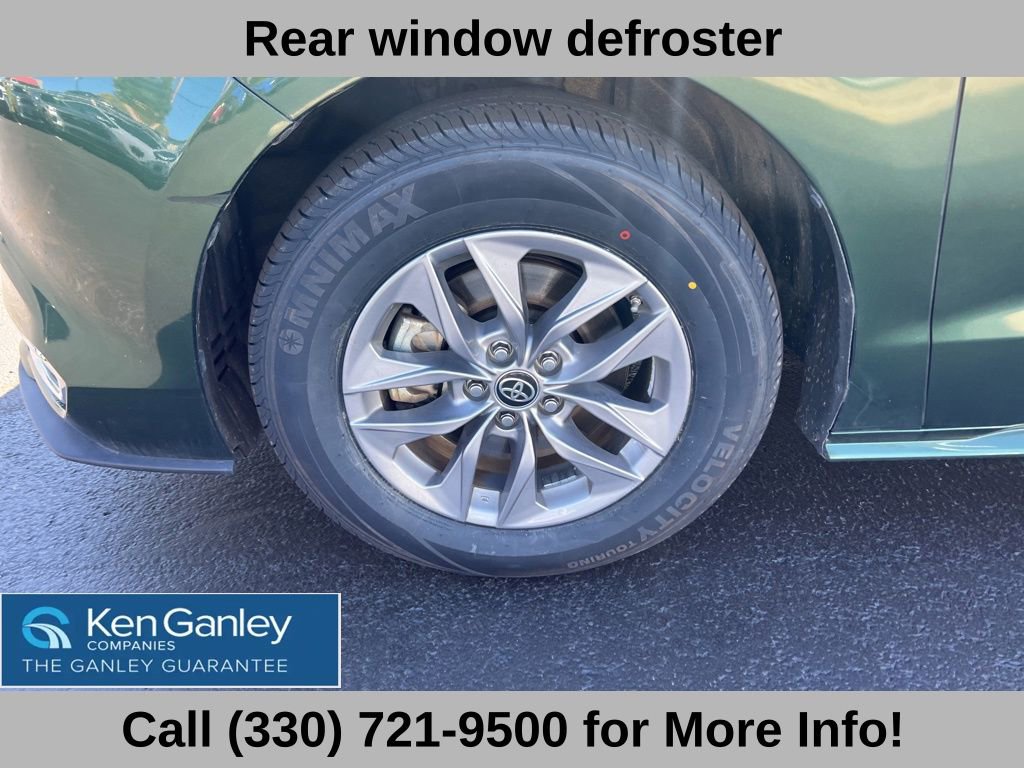 Used 2023 Toyota Sienna XLE image 16