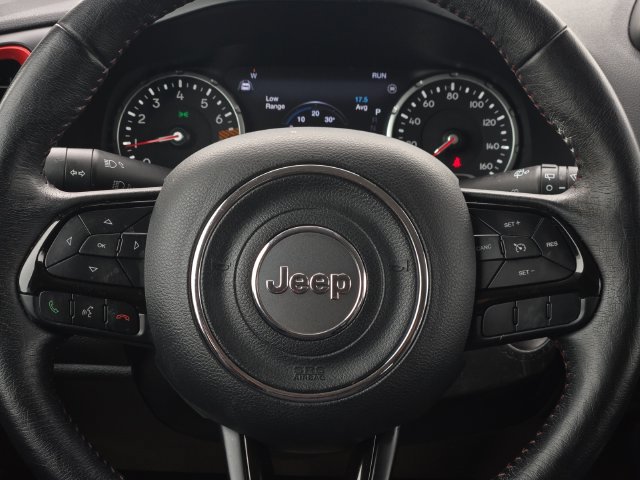 Used 2022 Jeep Renegade Trailhawk w/ Trailer Tow Group AWD/4WD image 24