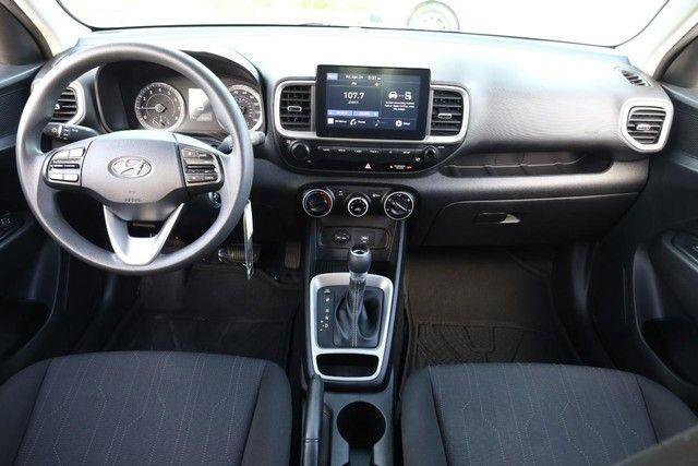Used 2021 Hyundai Venue SE FWD image 19