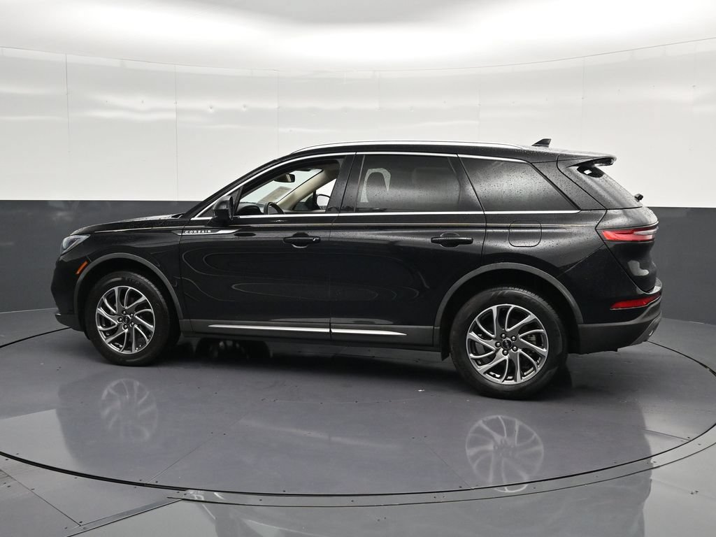 Used 2021 Lincoln Corsair AWD w/ Equipment Group 101A image 8