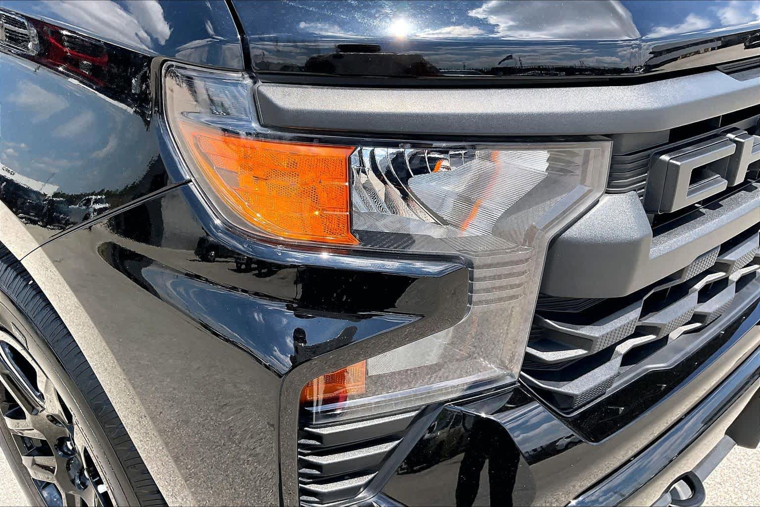 Used 2024 Chevrolet Silverado 1500 Custom RWD image 26