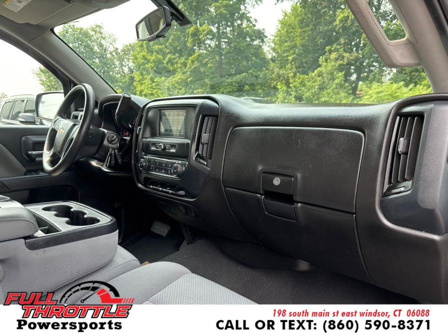 Used 2019 Chevrolet Silverado 1500 Custom w/ Custom Convenience Package RWD image 8