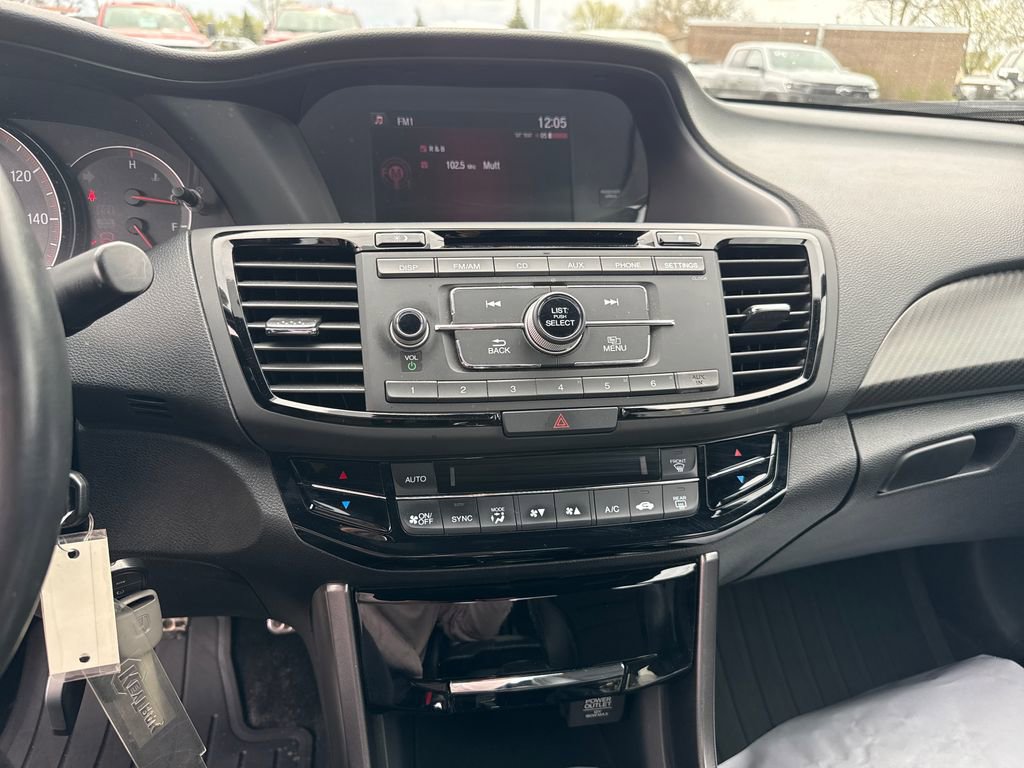 Used 2016 Honda Accord Sport image 23
