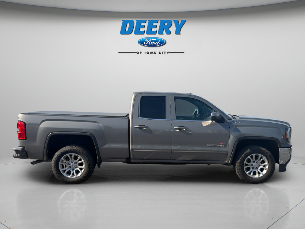 Used 2017 GMC Sierra 1500 SLE w/ SLE Value Package AWD/4WD image 5
