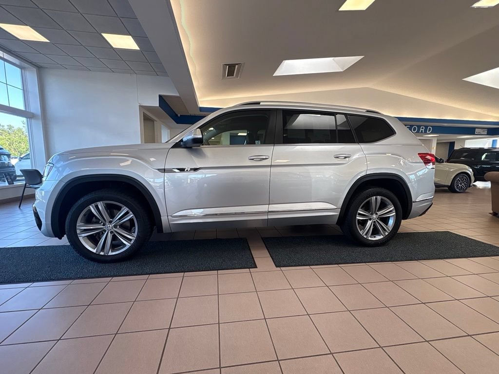 Used 2018 Volkswagen Atlas SEL w/ R-Line Package AWD/4WD image 2