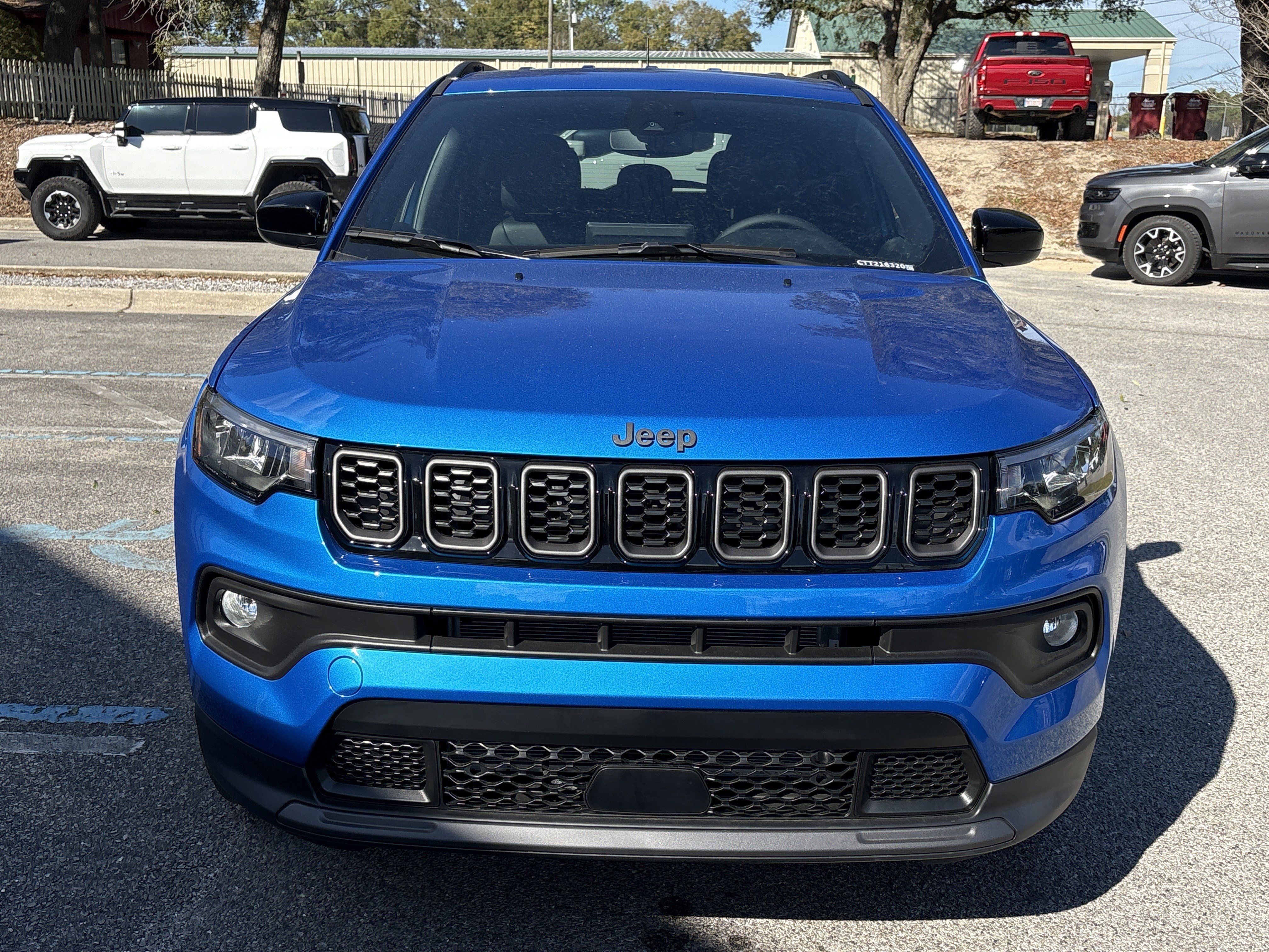 New 2026 Jeep Compass Latitude image 8