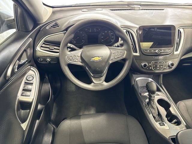 Used 2024 Chevrolet Malibu LT FWD image 15