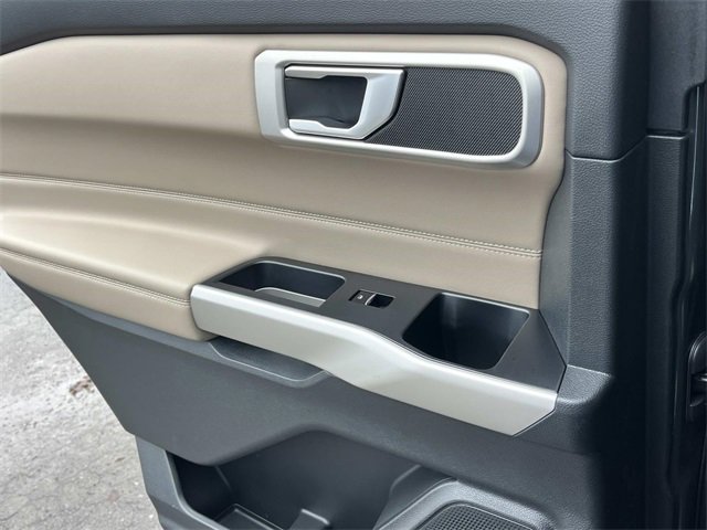 Certified 2023 Ford Explorer XLT image 19