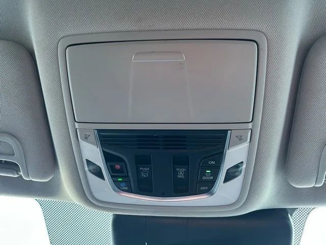 Used 2023 Acura RDX AWD image 28