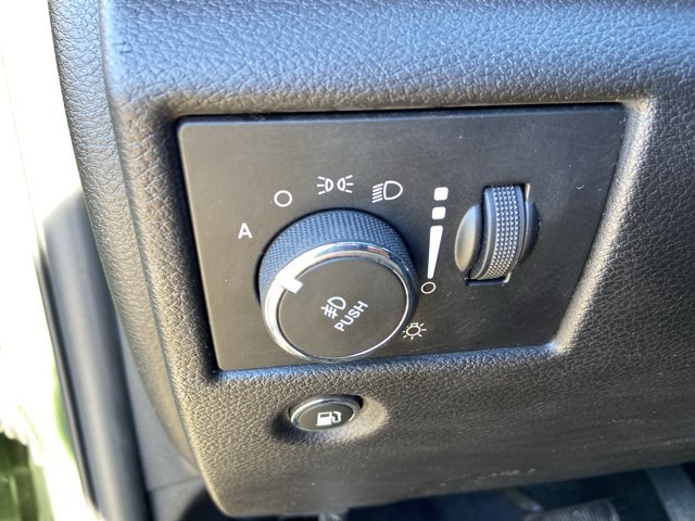 Used 2020 Jeep Grand Cherokee Trailhawk AWD/4WD image 48