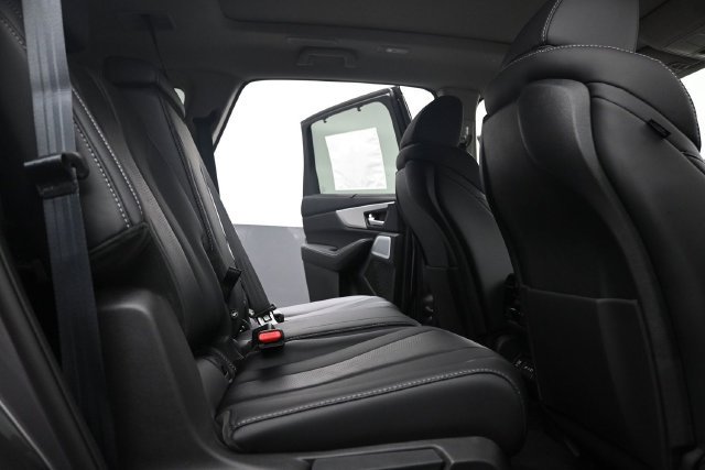 New 2026 Acura MDX w/ Technology Package FWD image 19