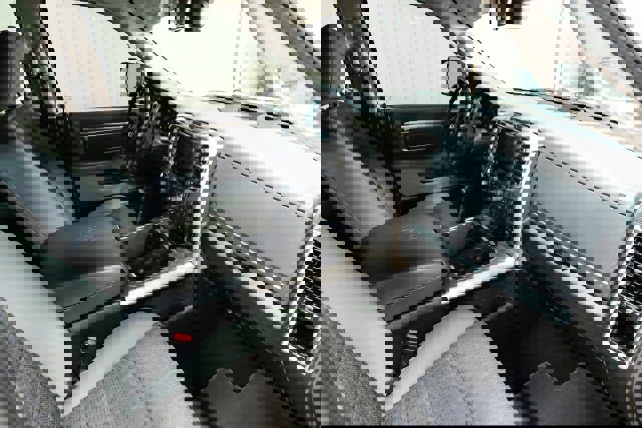 Used 2018 RAM 1500 Outdoorsman image 19