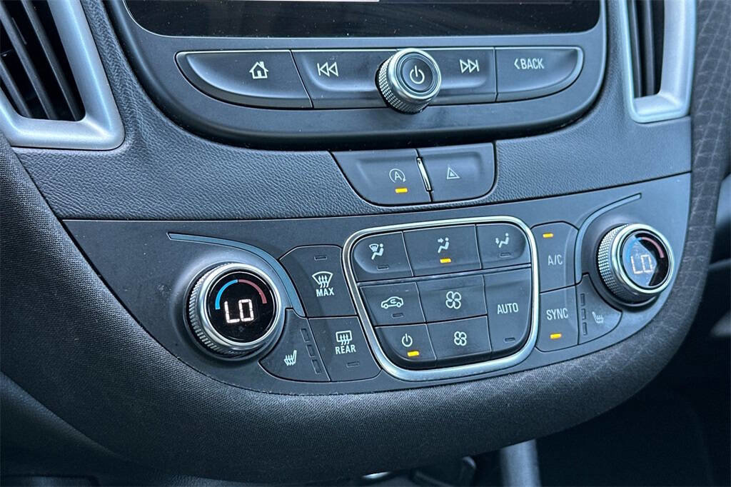 Used 2023 Chevrolet Malibu LT image 19