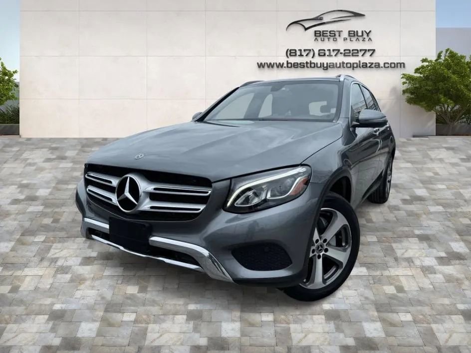 Used 2019 Mercedes-Benz GLC 300 4MATIC image 3