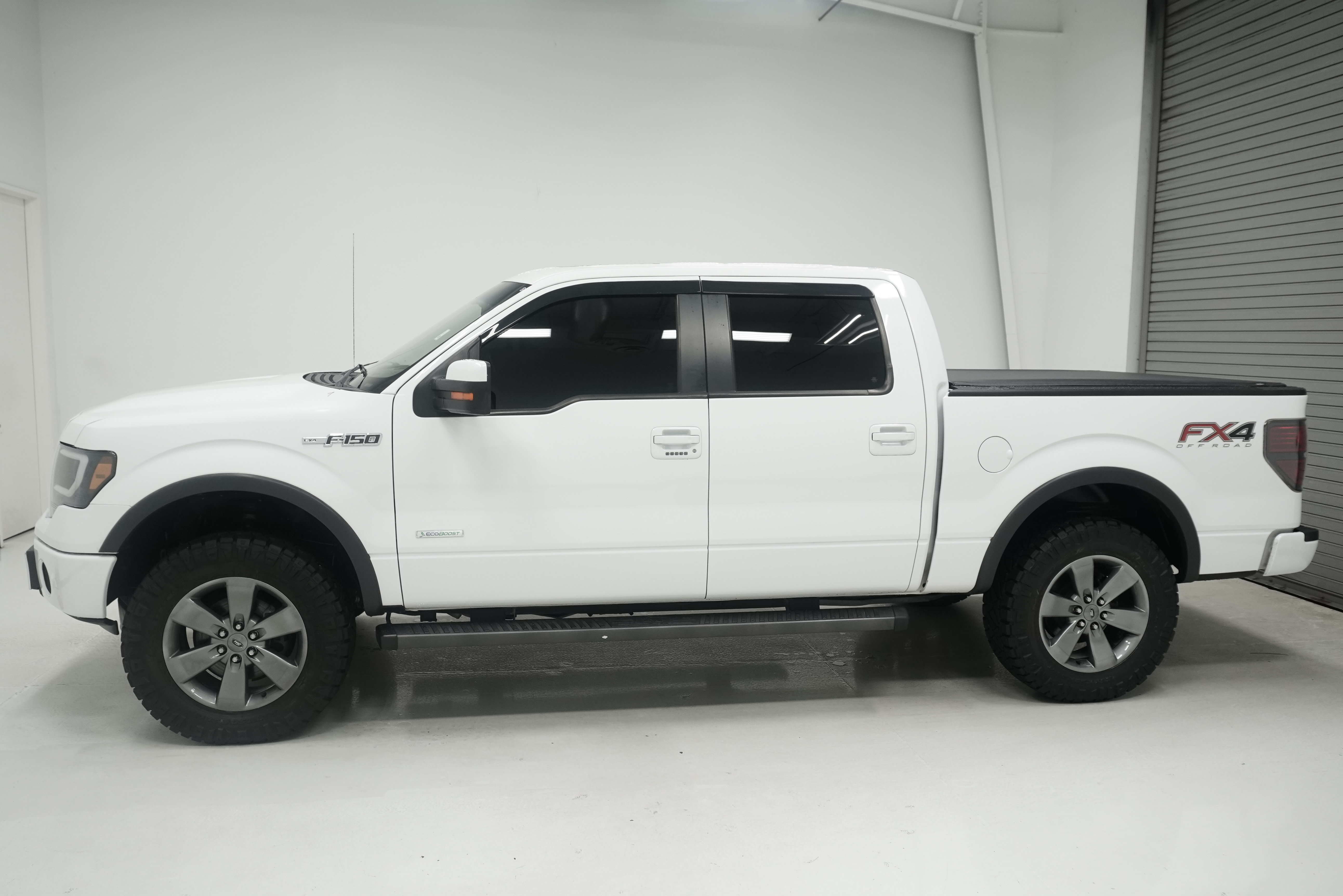 Used 2014 Ford F150 FX4 w/ Equipment Group 402A Luxury AWD/4WD image 6