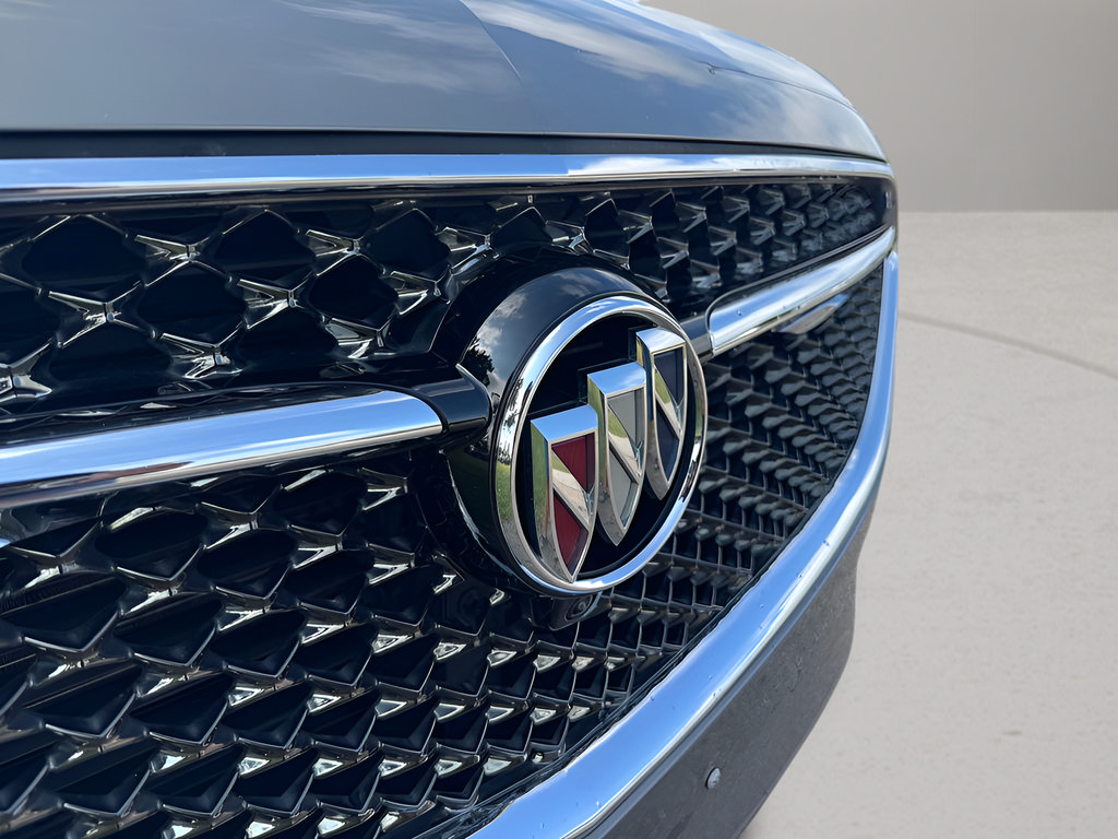 Used 2018 Buick Enclave Avenir w/ Trailering Package FWD image 13