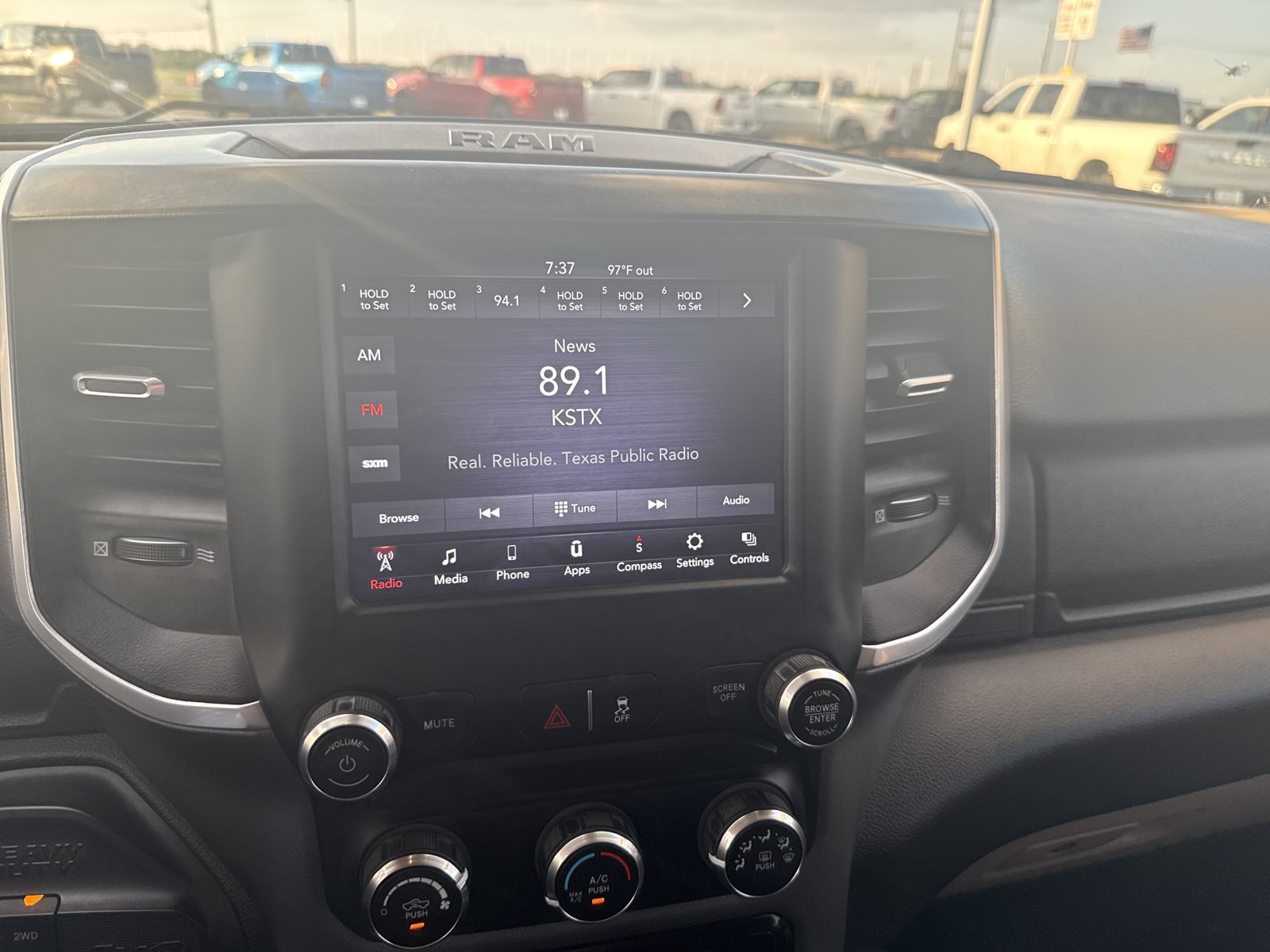 Used 2021 RAM 3500 Lone Star w/ Level 1 Equipment Group AWD/4WD image 23