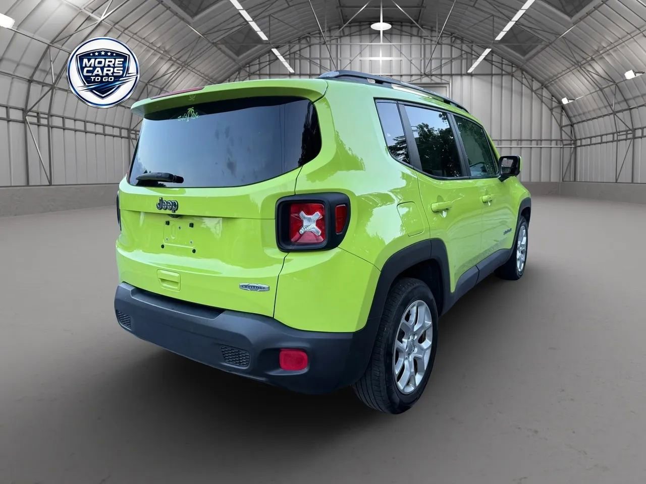 Used 2018 Jeep Renegade Latitude w/ Cold Weather Group FWD image 6