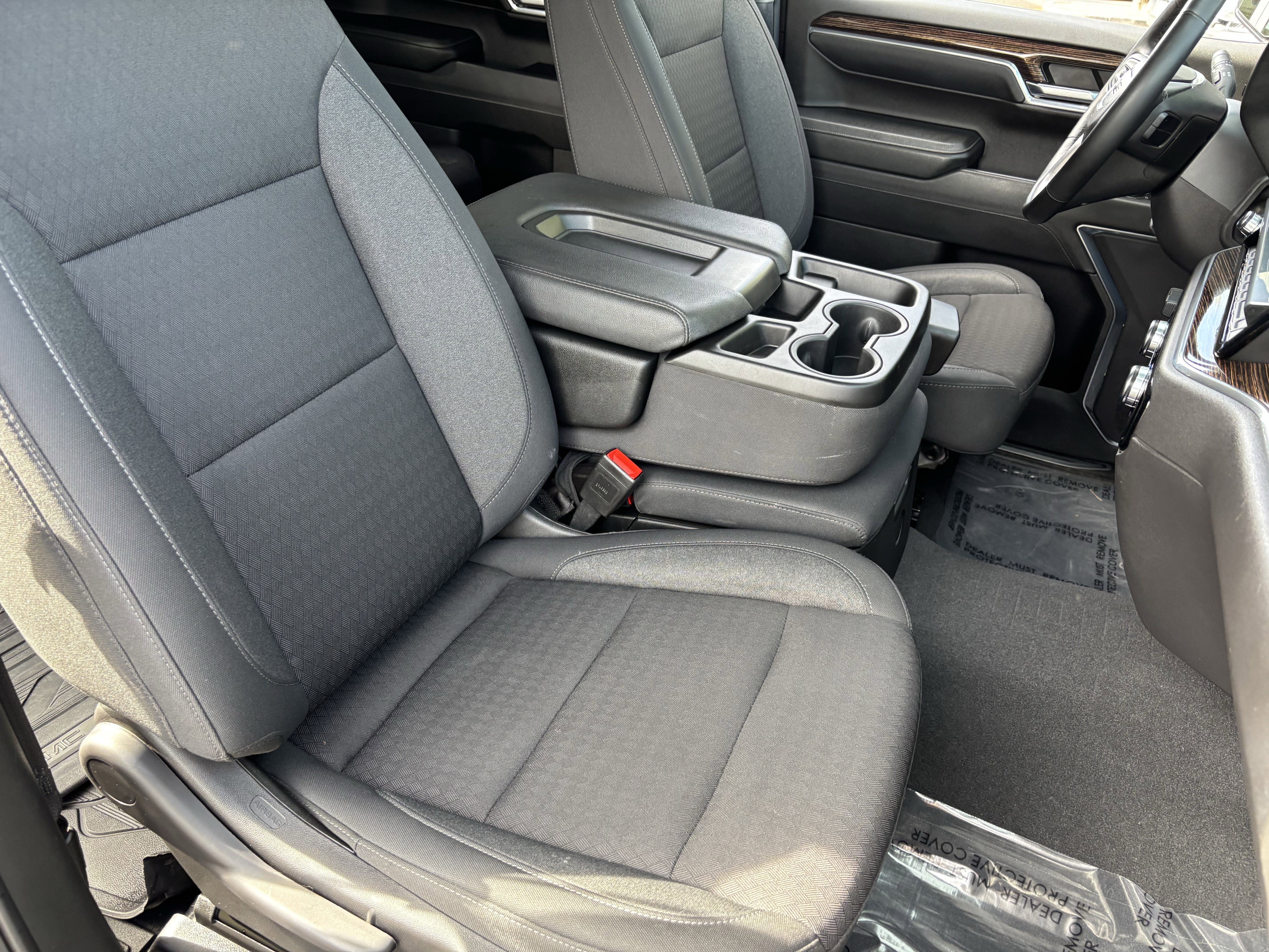 Used 2023 GMC Sierra 1500 SLE image 9